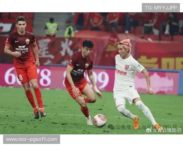 上汽浦东足球场维护工作：卫冕冠军主场确保比赛日设施运行正常