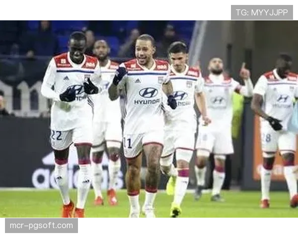 历史交锋回顾：摩纳哥与里昂的对话往往成为技术流对决的风向标